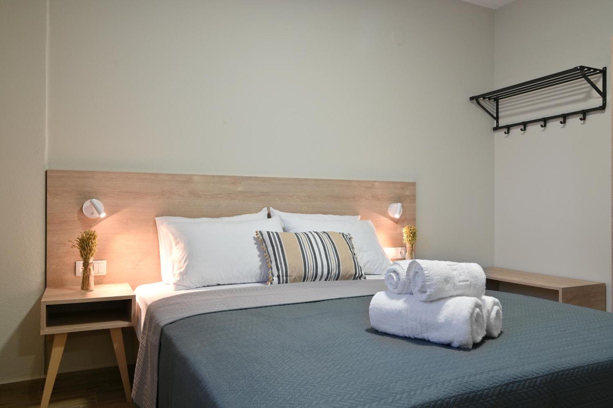 Niel Holiday Apartments, Panel Hospitality Homes & Villas レプトカリヤ エクステリア 写真