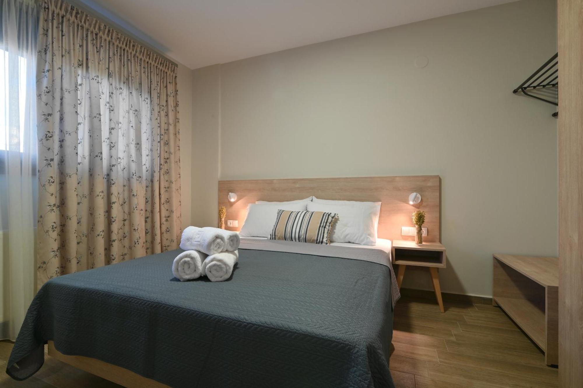 Niel Holiday Apartments, Panel Hospitality Homes & Villas レプトカリヤ エクステリア 写真